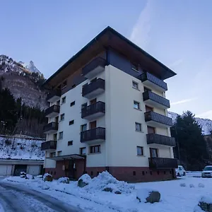 apt-la-larze-58.hotels-rhonealpes.com/